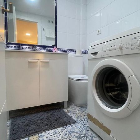 Апартаменты Apartamento Con Vista A La Piscina Бенальмадена Экстерьер фото
